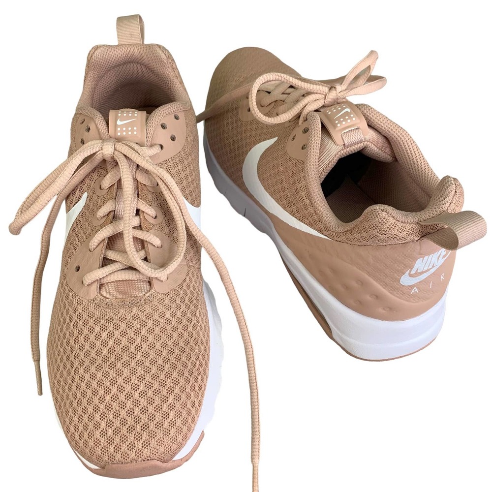 Nike Air Max Motion Athletic Sneakers Women Size 9 Pink Running Lightweight Shoe